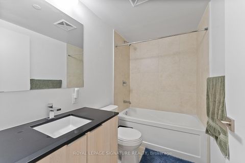 Photo 18 at 452 - 31 Tippett Road, Clanton Park, Toronto