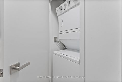 Photo 19 at 452 - 31 Tippett Road, Clanton Park, Toronto
