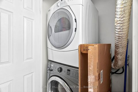 Photo 18 at 2022 - 3035 Finch Ave Avenue W, Humbermede, Toronto