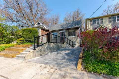 Photo 24 at 14 Pinegrove Avenue, Cliffside, Toronto