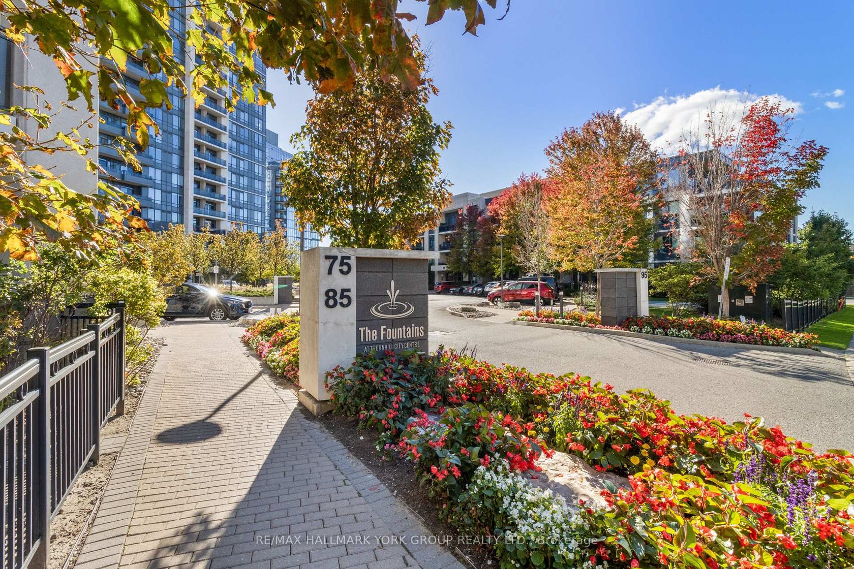 602 - 85 North Park Road, Beverley Glen, Vaughan photo number 2