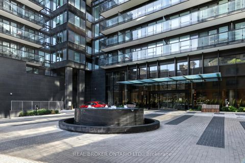 Photo 13 at 207 - 127 Broadway Avenue, Mount Pleasant West, Toronto