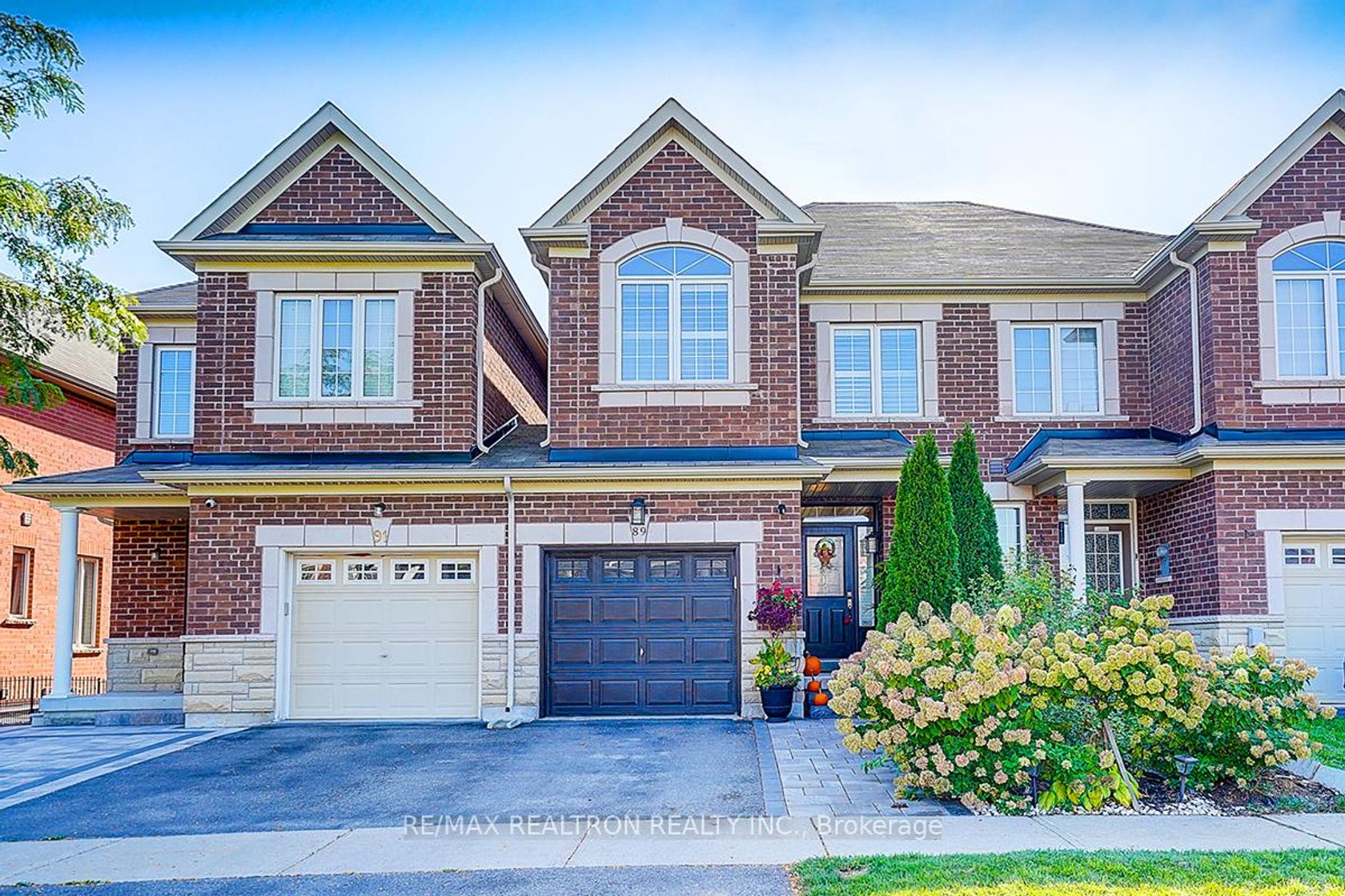 89 Walter Sinclair Court, Jefferson, Richmond Hill 