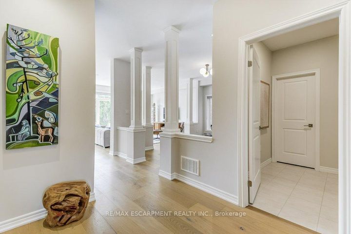 Photo 7 at 195 Painter Terrace, Waterdown, Hamilton