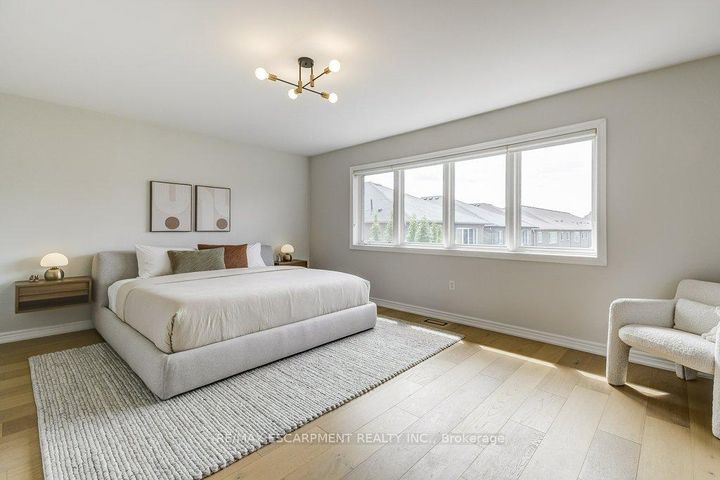 Photo 17 at 195 Painter Terrace, Waterdown, Hamilton