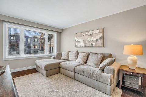 Photo 9 at 71 Warren Crescent, Lambton Baby Point, Toronto