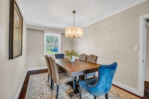 Photo 11 at 71 Warren Crescent, Lambton Baby Point, Toronto