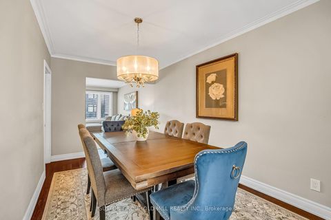 Photo 12 at 71 Warren Crescent, Lambton Baby Point, Toronto