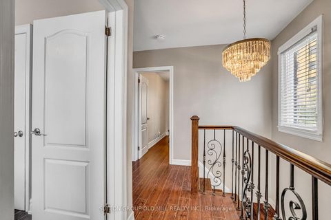 Photo 19 at 71 Warren Crescent, Lambton Baby Point, Toronto