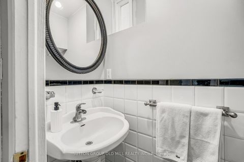 Photo 37 at 71 Warren Crescent, Lambton Baby Point, Toronto
