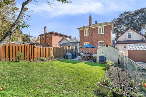 Photo 40 at 71 Warren Crescent, Lambton Baby Point, Toronto