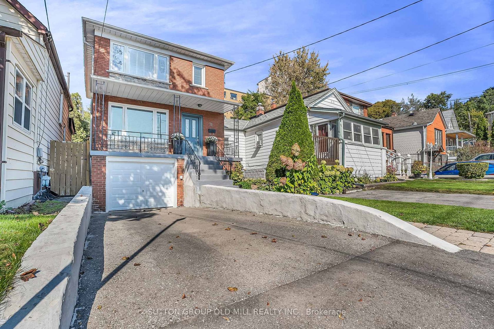 71 Warren Crescent, Lambton Baby Point, Toronto 