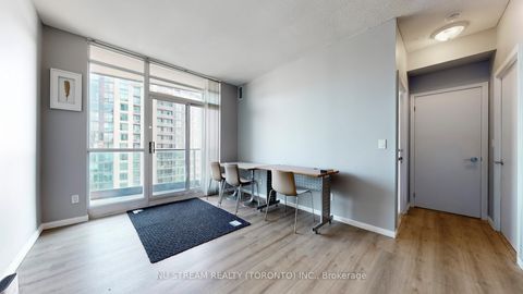 Photo 13 at 3006 - 219 Fort York Boulevard, Niagara, Toronto