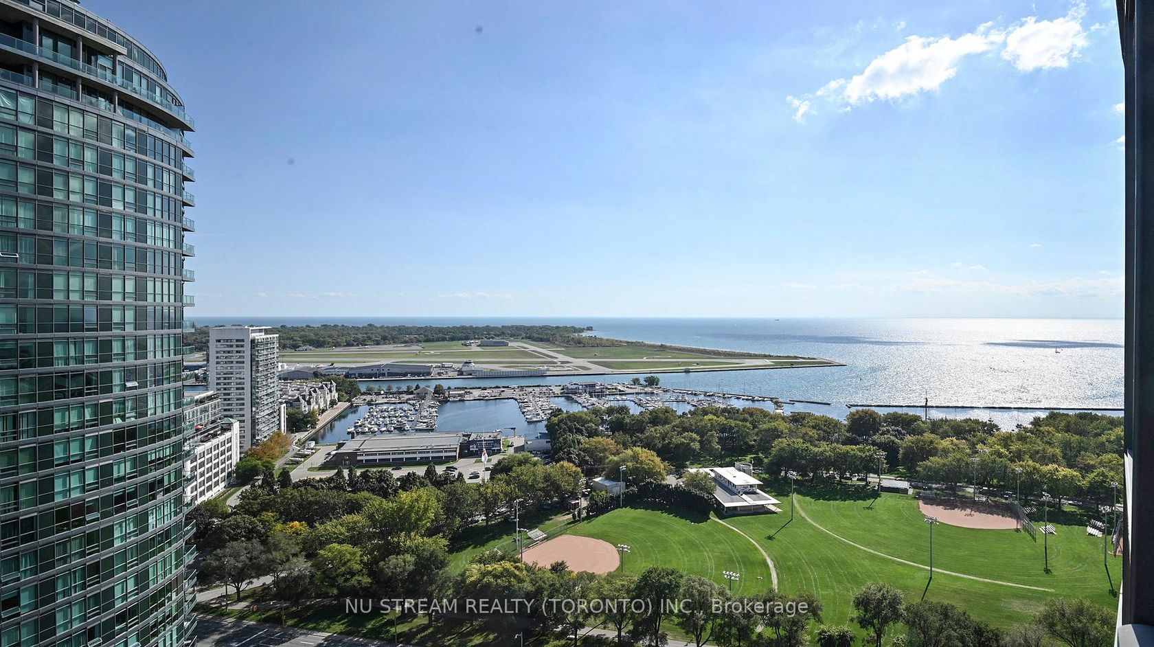 3006 - 219 Fort York Boulevard, Niagara, Toronto 