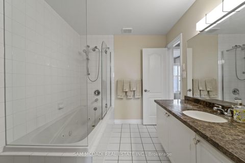 Photo 19 at 1 - 195 Grand Avenue, Queensway, Toronto