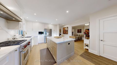 Photo 10 at 84 North Heights Road, Rosethorn, Toronto
