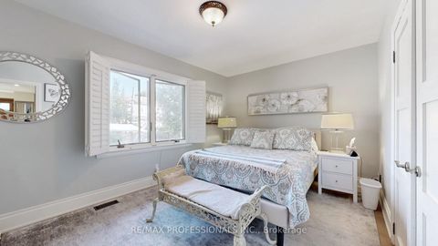 Photo 14 at 84 North Heights Road, Rosethorn, Toronto