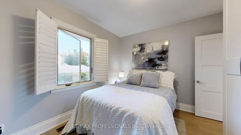 Photo 17 at 84 North Heights Road, Rosethorn, Toronto