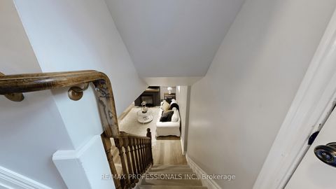 Photo 22 at 84 North Heights Road, Rosethorn, Toronto