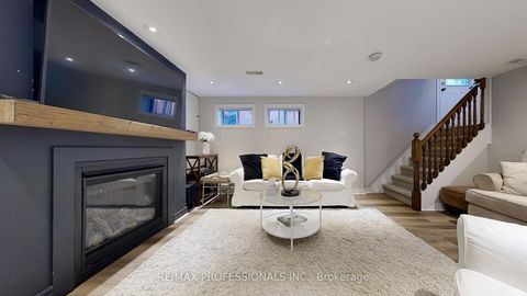 Photo 25 at 84 North Heights Road, Rosethorn, Toronto