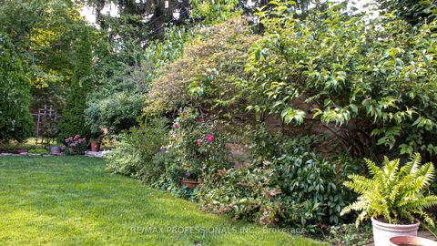 Photo 39 at 84 North Heights Road, Rosethorn, Toronto