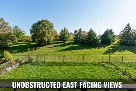 Photo 7 at 15 Morbank Drive, Steeles, Toronto