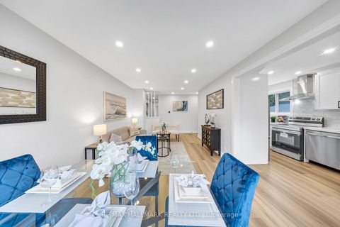 Photo 7 at 28 Huddleston Court, Birchmount, Toronto