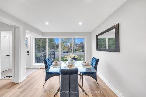 Photo 9 at 28 Huddleston Court, Birchmount, Toronto