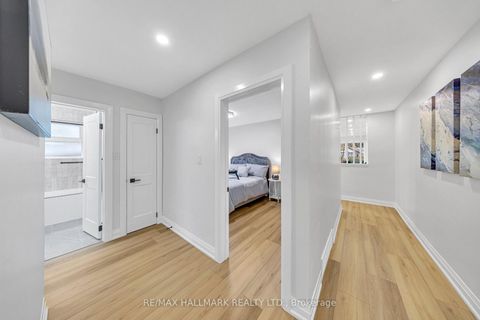 Photo 17 at 28 Huddleston Court, Birchmount, Toronto