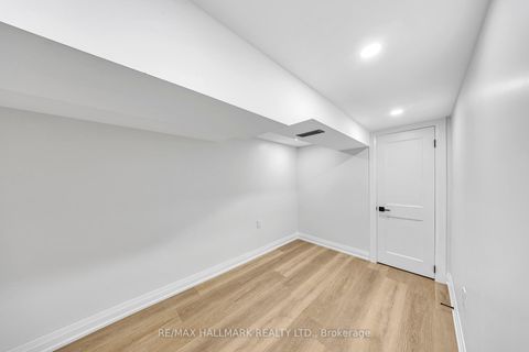 Photo 26 at 28 Huddleston Court, Birchmount, Toronto