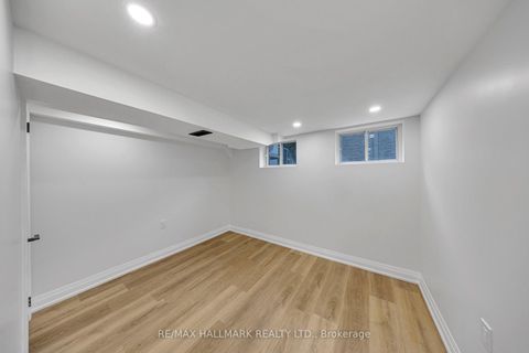 Photo 27 at 28 Huddleston Court, Birchmount, Toronto