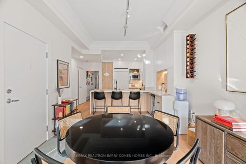 Photo 13 at 201 - 336 Davenport Road, Annex, Toronto