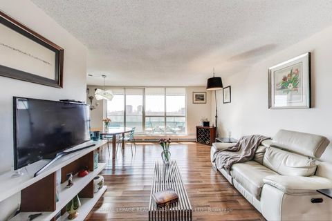 Photo 10 at 1008 - 44 Longbourne Drive, Richview, Toronto
