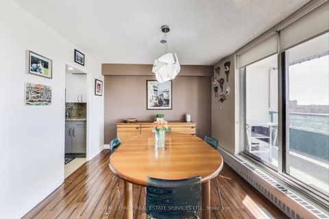 Photo 11 at 1008 - 44 Longbourne Drive, Richview, Toronto