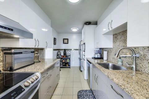 Photo 13 at 1008 - 44 Longbourne Drive, Richview, Toronto