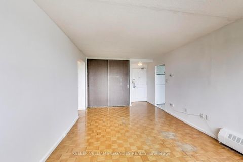 Photo 17 at 1004 - 715 Don Mills Road, Flemingdon Park, Toronto
