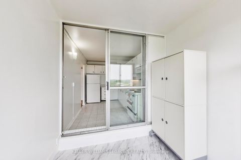 Photo 23 at 1004 - 715 Don Mills Road, Flemingdon Park, Toronto