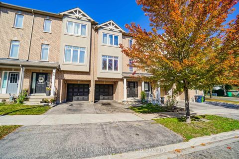 Photo 2 at 48 Curran Hall Crescent, Morningside, Toronto