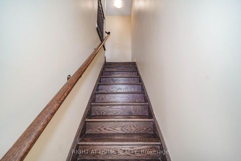 Photo 5 at 48 Curran Hall Crescent, Morningside, Toronto