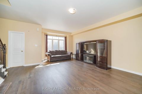 Photo 15 at 48 Curran Hall Crescent, Morningside, Toronto