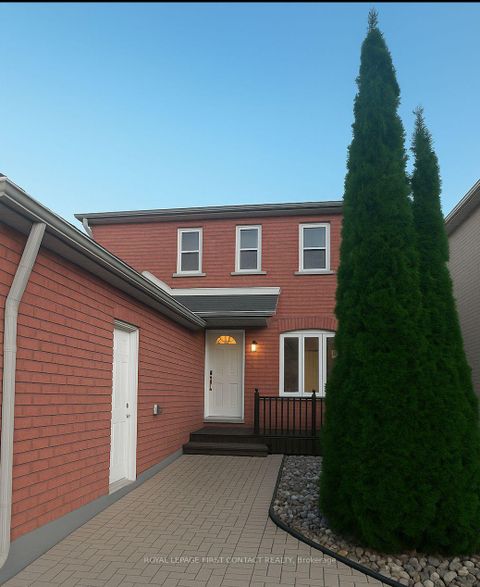 Photo 2 at 43 Delaney Crescent, Northwest, Barrie Photo 2 at 43 Delaney Crescent, Northwest, Barrie