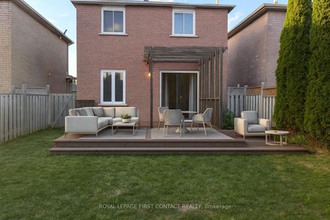 Photo 5 at 43 Delaney Crescent, Northwest, Barrie Photo 5 at 43 Delaney Crescent, Northwest, Barrie