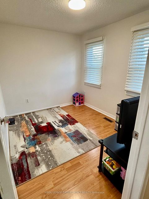 Photo 22 at 43 Delaney Crescent, Northwest, Barrie