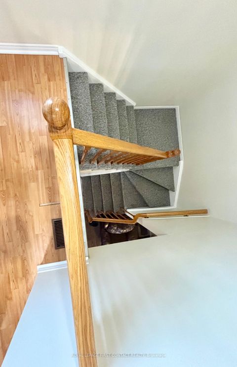 Photo 25 at 43 Delaney Crescent, Northwest, Barrie