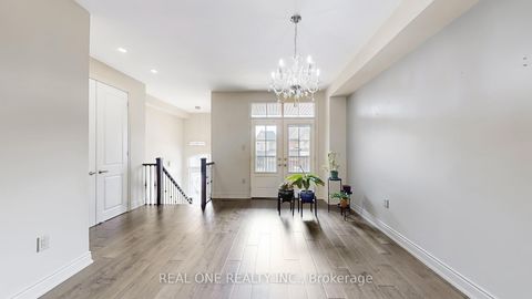 Photo 4 at 193 Cranbrook Crescent, Kleinburg, Vaughan