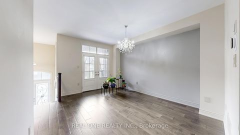 Photo 5 at 193 Cranbrook Crescent, Kleinburg, Vaughan