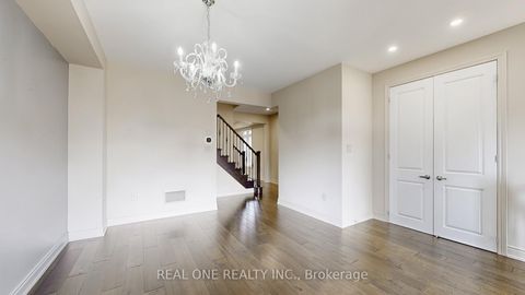 Photo 7 at 193 Cranbrook Crescent, Kleinburg, Vaughan