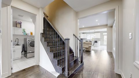 Photo 8 at 193 Cranbrook Crescent, Kleinburg, Vaughan