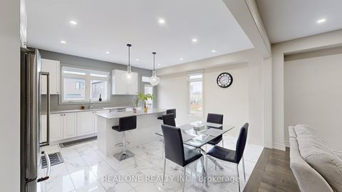 Photo 19 at 193 Cranbrook Crescent, Kleinburg, Vaughan