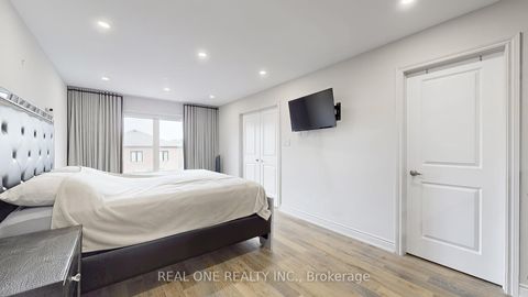 Photo 25 at 193 Cranbrook Crescent, Kleinburg, Vaughan